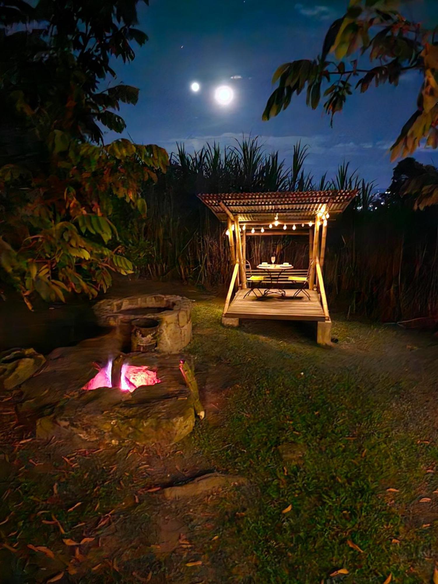 Glamping El Arbol En La Casa Villa San Antonio del Tequendama ภายนอก รูปภาพ